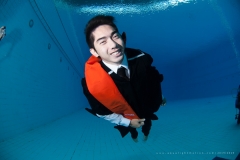 Underwater graduation