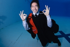 Underwater graduation